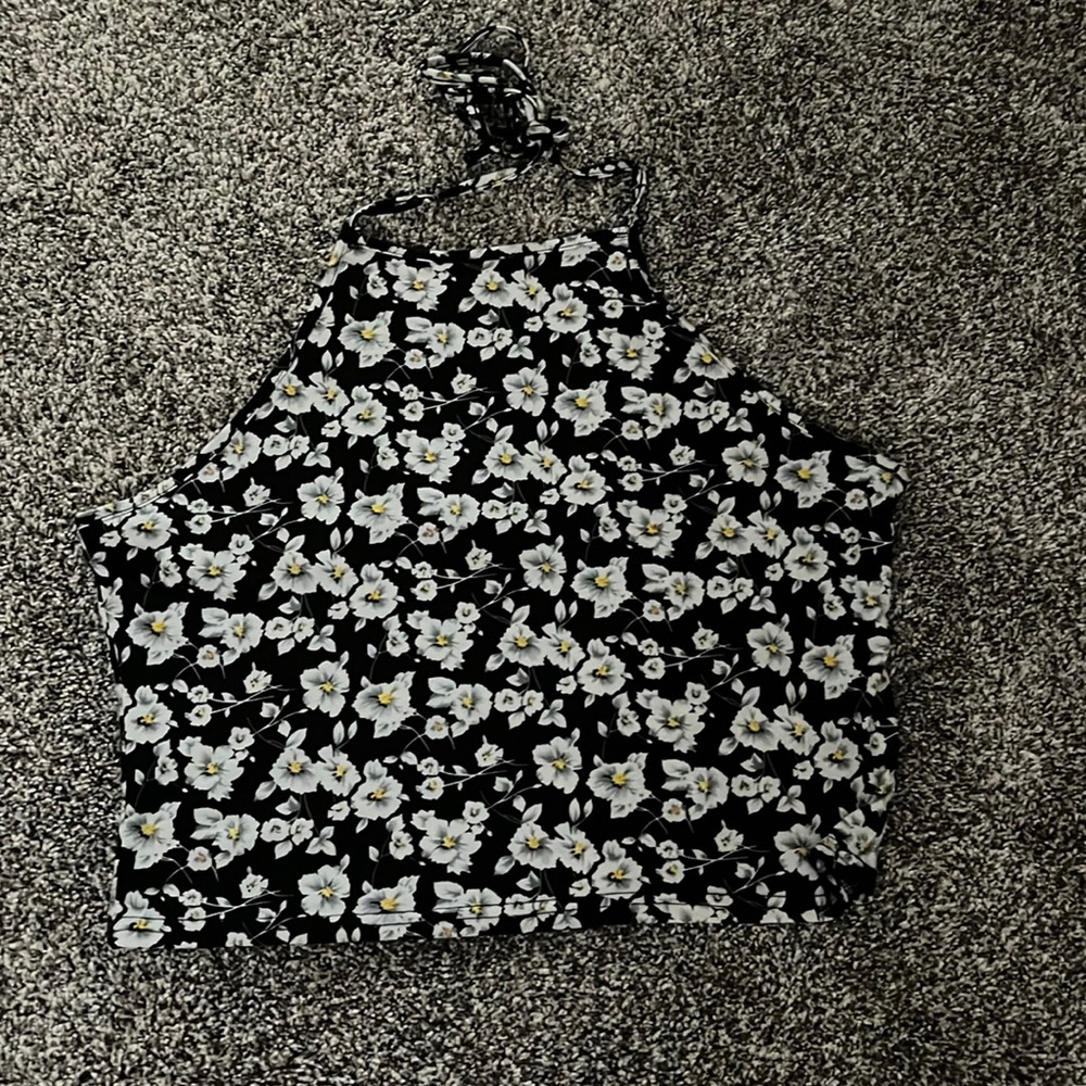 NWOT Shein 1XL String Halter Top